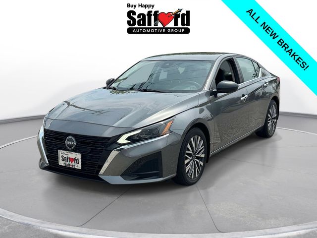 Gray (Gun Metallic) 2023 Nissan Altima Sedan Front-Wheel Drive Continuously Variable Transmission
