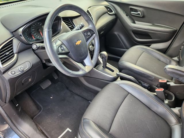 2022 Chevrolet Trax LT Gray at AutoSavvy Houston Southwest