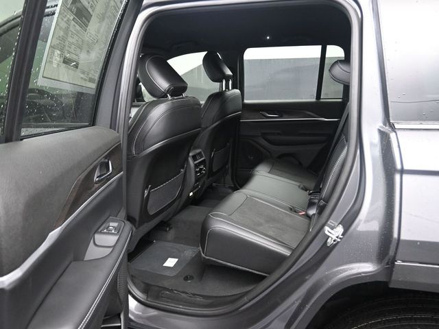 2026 Jeep Grand Cherokee Altitude - 7