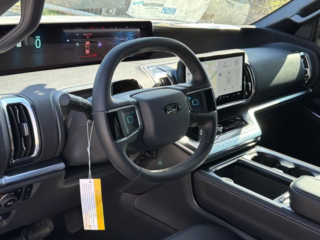 New 2026 White Ford Platinum image 18