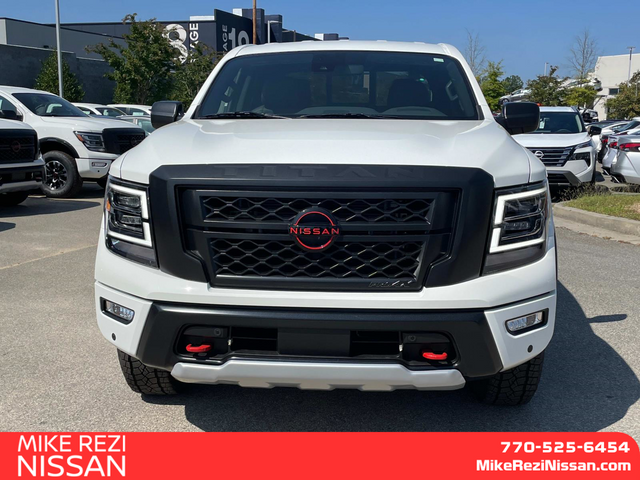 2024 Nissan Titan PRO-4X 6