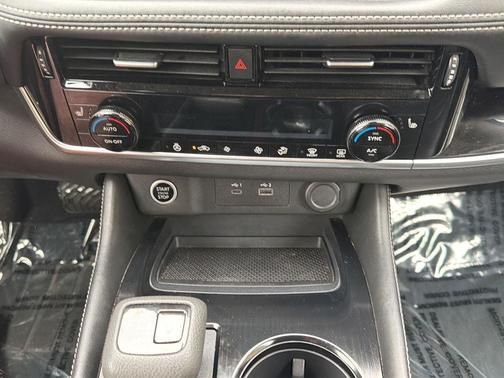 Certified Used 2023 White Nissan SL image 17