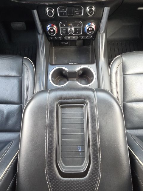 2021 GMC Yukon SLT:45333A