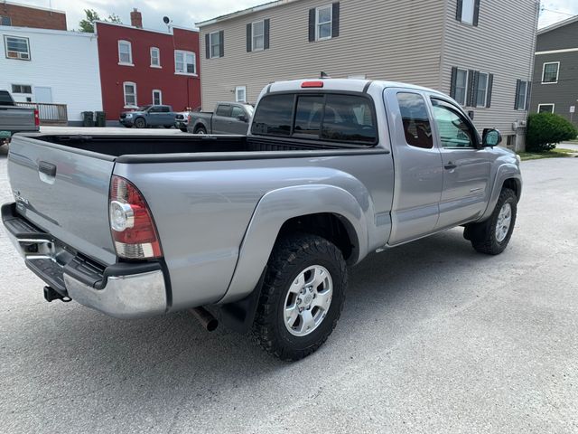 Used 2014 Toyota Tacoma Truck