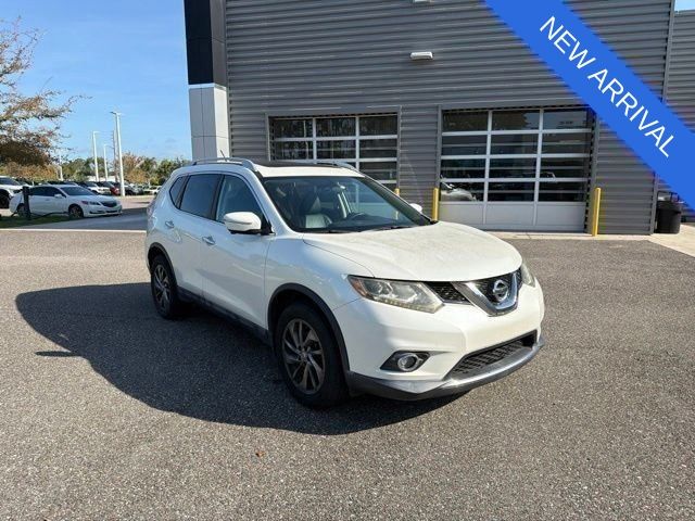 Pearl White 2015 Nissan Rogue SUV / Crossover Front-Wheel Drive Continuously Variable Transmission