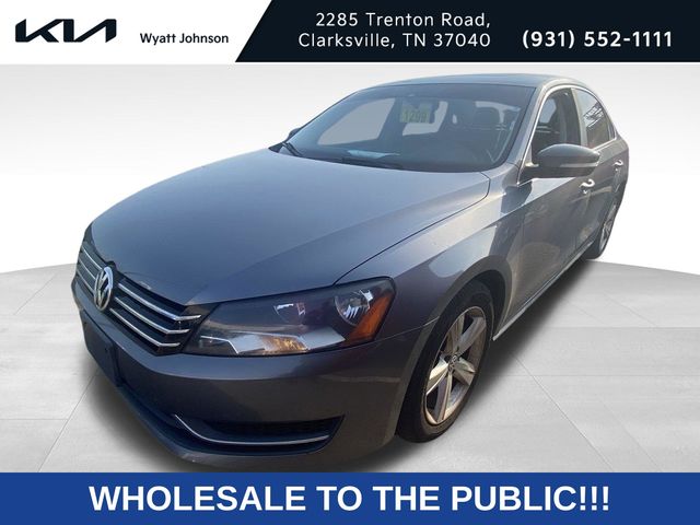 Silver 2013 Volkswagen Passat Sedan Front-Wheel Drive 6-Speed Automatic
