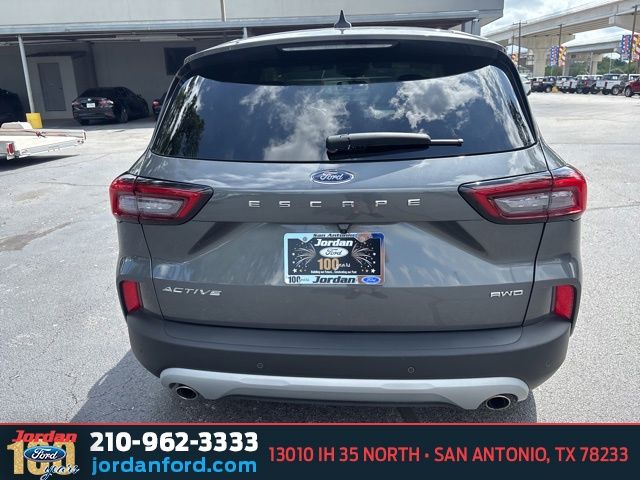 Used Car 2023 Ford Escape  Active For Sale Under $25,000 In San Antonio, Texas