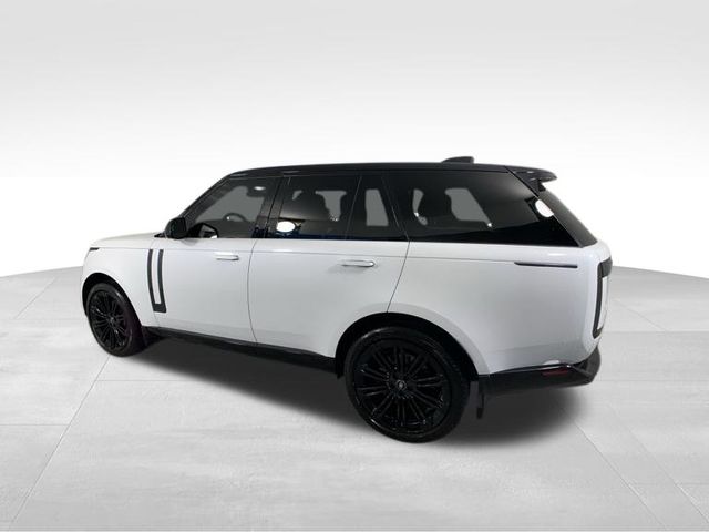 2023 Land Rover Range Rover SE 5