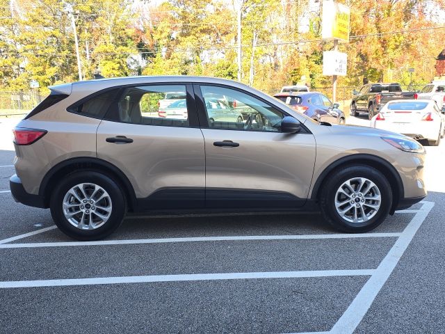 2021 Ford Escape S:167773A