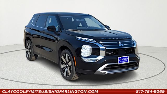 2026 Mitsubishi Outlander SE FWD's photo