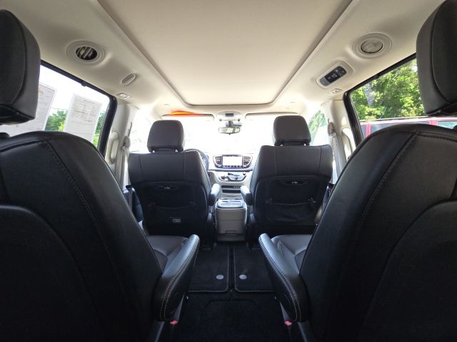 2023 Chrysler Pacifica Touring L:46447A