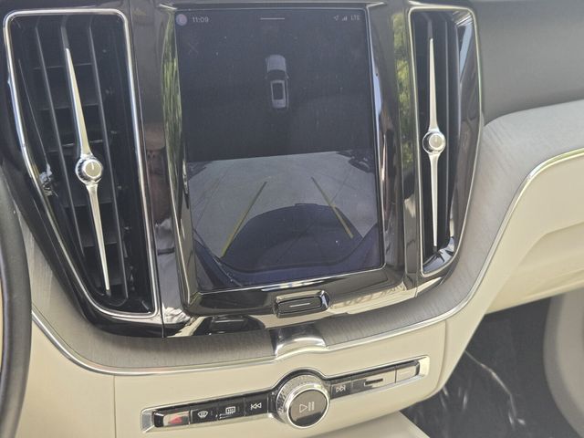 2023 Volvo XC60 - $31,877