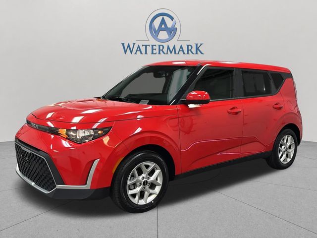 Red 2025 Kia Soul SUV / Crossover Front-Wheel Drive Continuously Variable Transmission