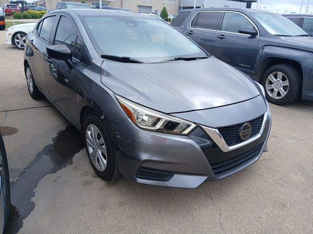 Gray (Gun Metallic) 2021 Nissan Versa S FWD Sedan Front-Wheel Drive Continuously Variable Transmission