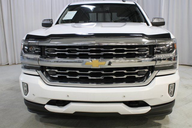Used 2016 White Chevrolet LTZ image 31
