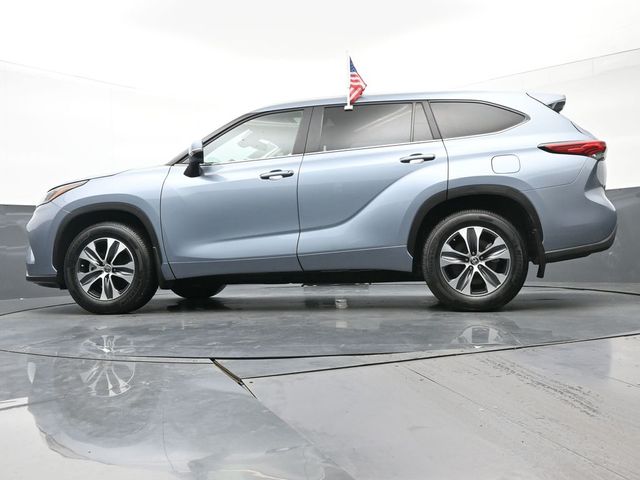 2023 Toyota Highlander XLE 39