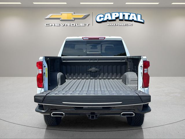 Used 2024 White Chevrolet LT Trail Boss image 10