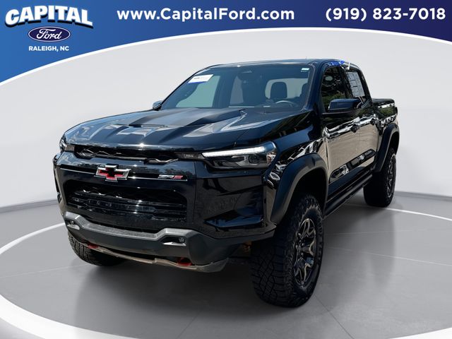 Black 2025 Chevrolet Colorado Pickup Truck Four-Wheel Drive 8-Speed Automatic
