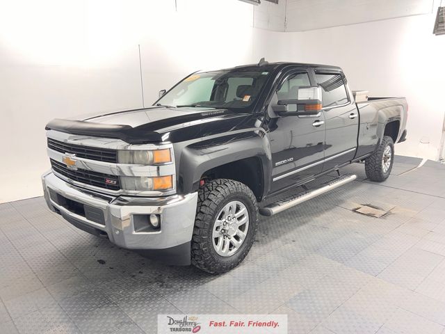 2015 Chevrolet Silverado 2500HD LTZ Crew Cab 4WD