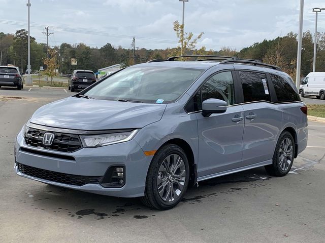 2025 Honda Odyssey Touring 6