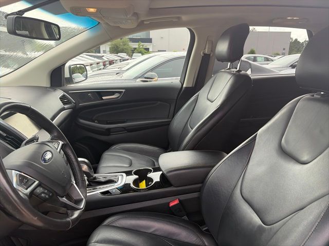 2015 Ford Edge Titanium White at Autostrade