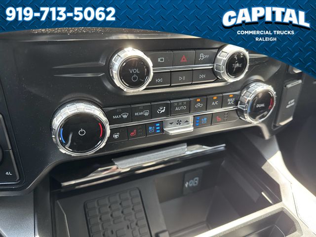 New 2025 White Ford LARIAT GOOSENECK image 31