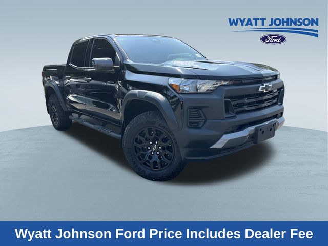Black 2025 Chevrolet Colorado Pickup Truck Four-Wheel Drive 8-Speed Automatic