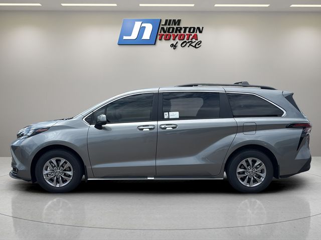 New 2026 Toyota Sienna Van