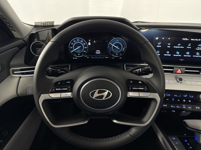 New 2025 Hyundai Elantra Hybrid For Sale in Indianapolis, IN