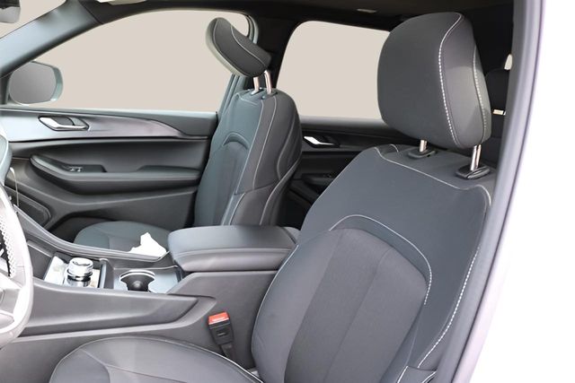 New Car 2025 Jeep Grand Cherokee L  Laredo X For Sale Under $35,000 In Austin, Texas