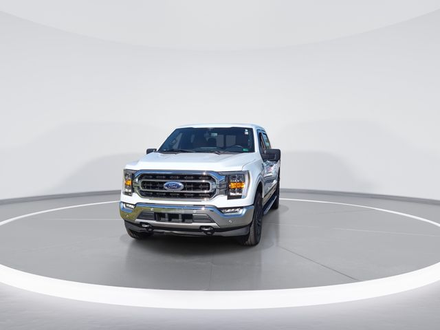 Used 2021 Gray Ford XLT image 3