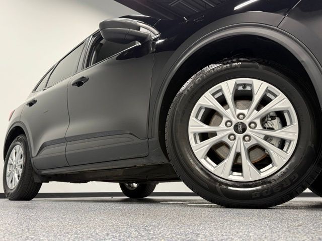 Used 2025 Black Ford Active image 2