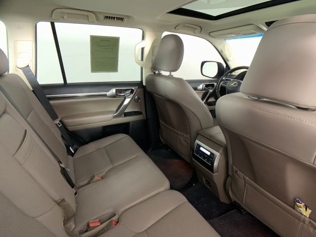 2022 Lexus GX 460 27