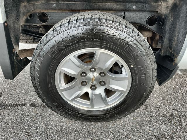 Used 2018 Silver Chevrolet LT image 18