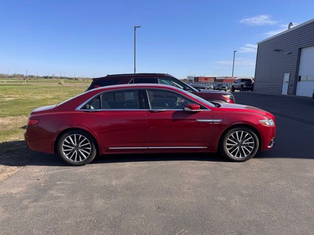 2018 Lincoln Continental Select