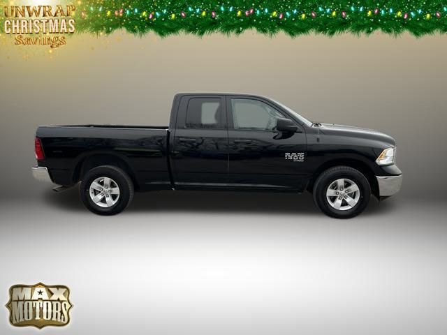 2024 Ram 1500 Classic SLT 12