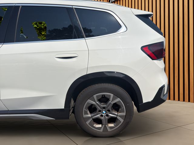 2025 BMW X1 xDRIVE28i • 2.0L TURBO CLEAN CARFAX • 1 OWNER PANORAMIC MOONROOF • HEATED SEATS • DRIVING ASSISTANCE PLUS • DIGITAL KEY Thumbnail