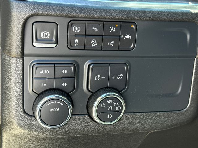 Used 2025 Gray Chevrolet Z71 image 24