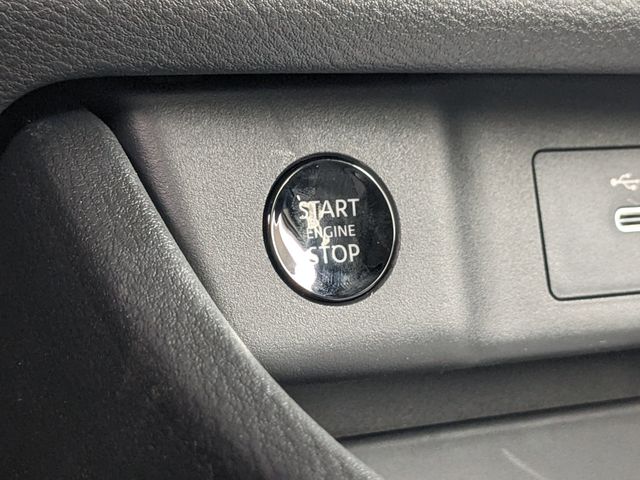 2025 Nissan Rogue SV photo
