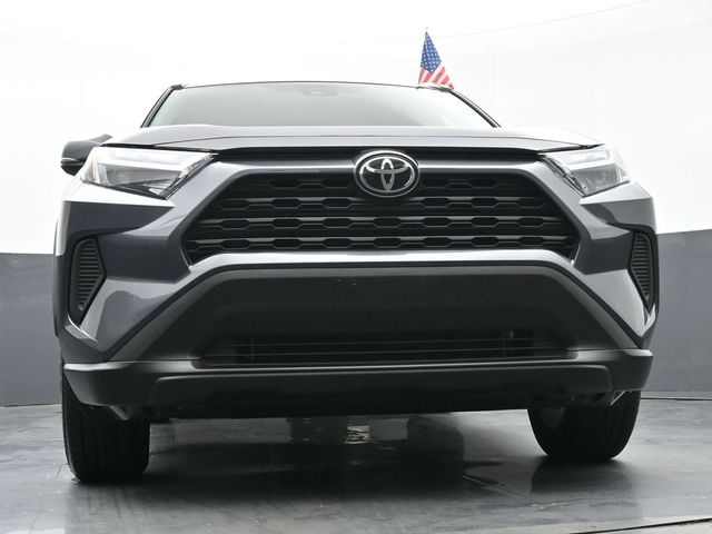 2024 Toyota RAV4 XLE 41