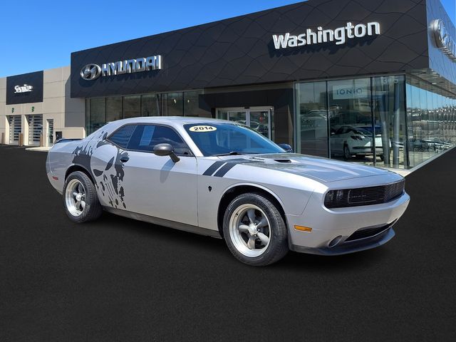 Billet Silver Metallic Clearcoat 2014 Dodge Challenger Coupe Rear-Wheel Drive 5-Speed Automatic