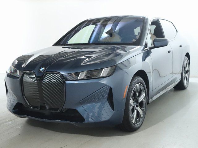 2026 BMW iX xDrive45