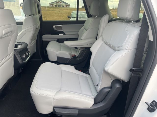 2025 Ford Expedition Max Platinum:168119