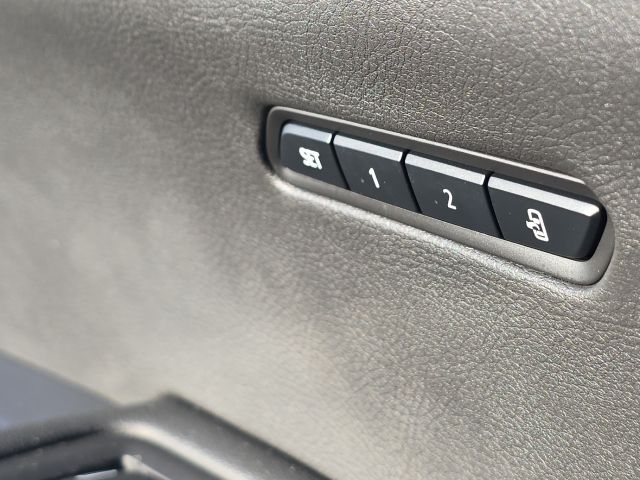 2024 Cadillac XT6 Luxury:C02525