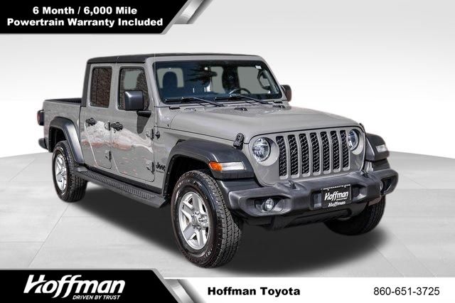 Sting-Gray Clearcoat 2020 Jeep Gladiator Sport Crew Cab 4WD Pickup Truck Four-Wheel Drive 8-Speed Automatic