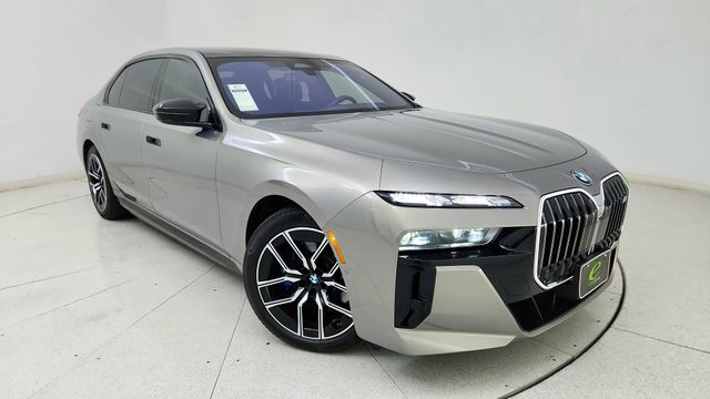 Oxide Gray Metallic 2024 BMW i7 M70 AWD Sedan All-Wheel Drive Automatic