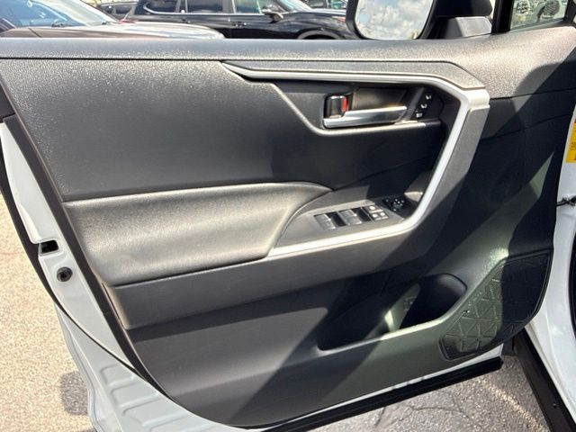 2024 Toyota RAV4 XLE Premium - Photo 34