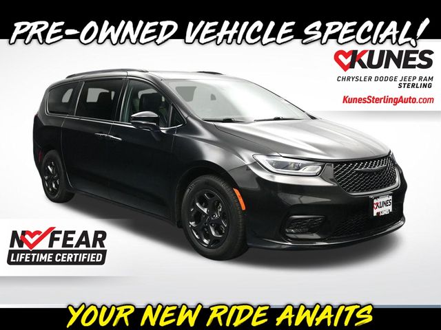 2024 Chrysler Pacifica Hybrid Select FWD