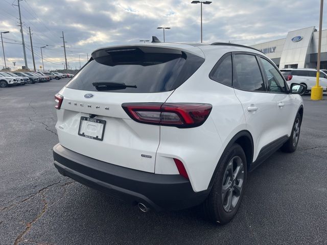 2025 Ford Escape Hybrid ST-Line:L166211