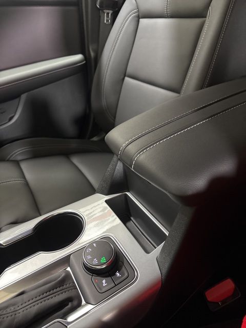 2025 Chevrolet Blazer LT photo